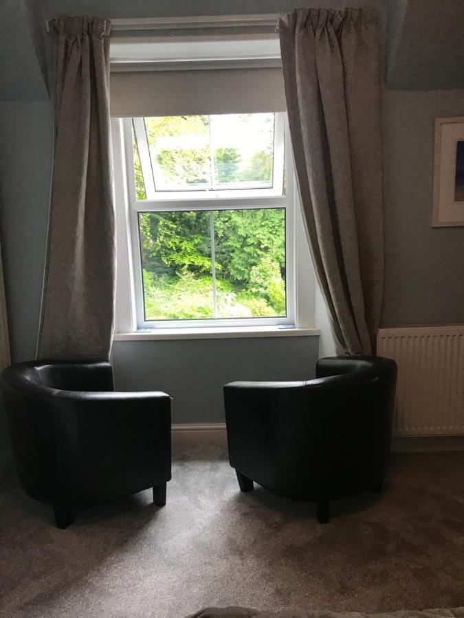 לינה וארוחת בוקר קזיק Claremont House Keswick מראה חיצוני תמונה